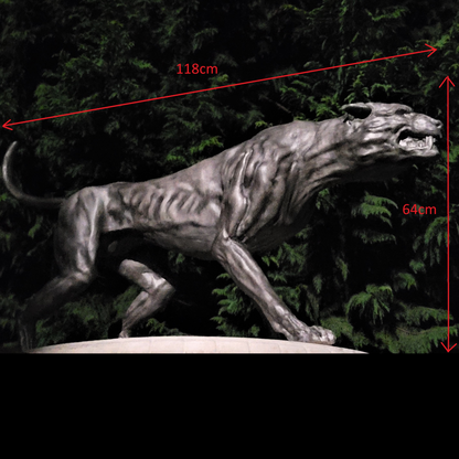 Támadó Angyal Szobor egyedi színben VILÁGÍTÁSSAL. 118 cm hosszú, 64 cm magas + 8cm szobortalp. (Az ár egy szoborra értendő)